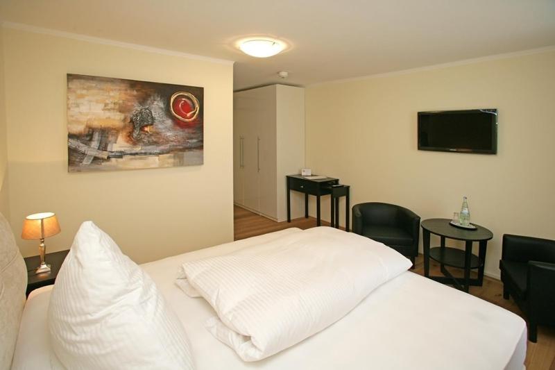 Hotel-Garni Luttelforster Muhle Schwalmtal  Room photo